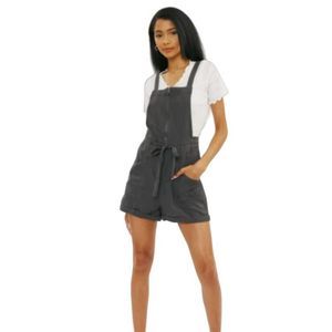 KanCan Moxie Overall Shorts Large Charcoal Gray Zip-Up Drawstring Straps Pockets
